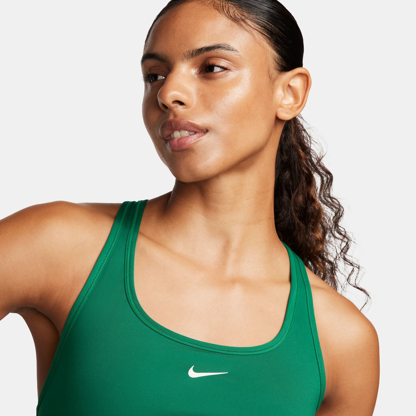 Women's Nike Swoosh Light Support Bra - DX6817-365