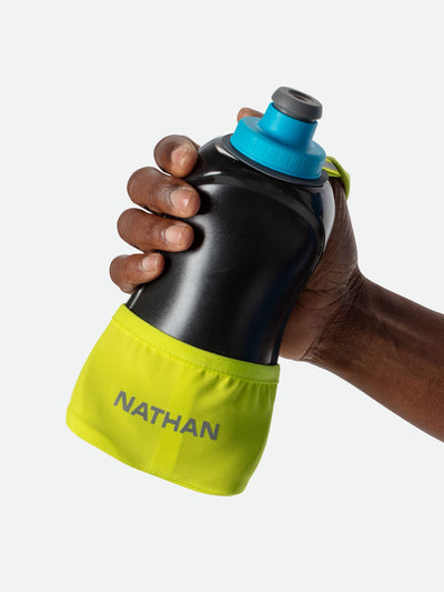 Nathan QuickSqueeze Lite 18 oz. Handheld Bottle - NS40120-50017