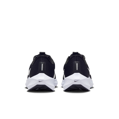 Men's Nike Pegasus 40 - DV3853-001