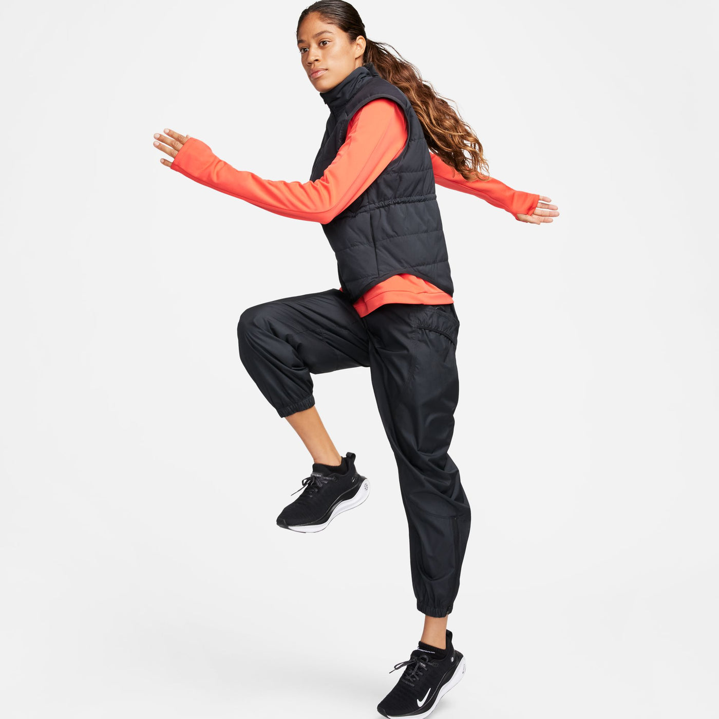 Women's Nike Swift Therma-Fit Fill Vest - FB7537-010