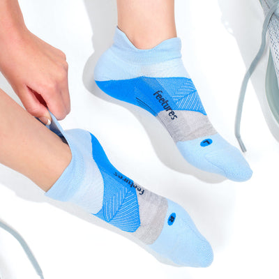 Feetures Elite Light Cushion Socks - FEET-E5012635