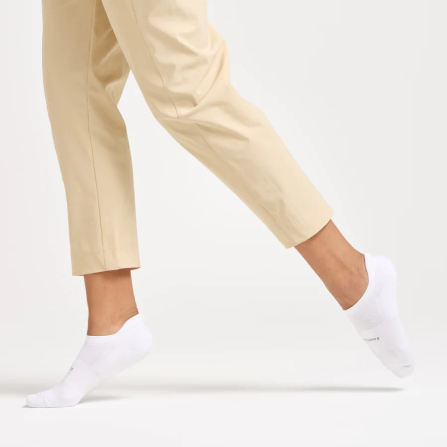 Feetures High Performance Max Cushion Socks - FEET-FA5000