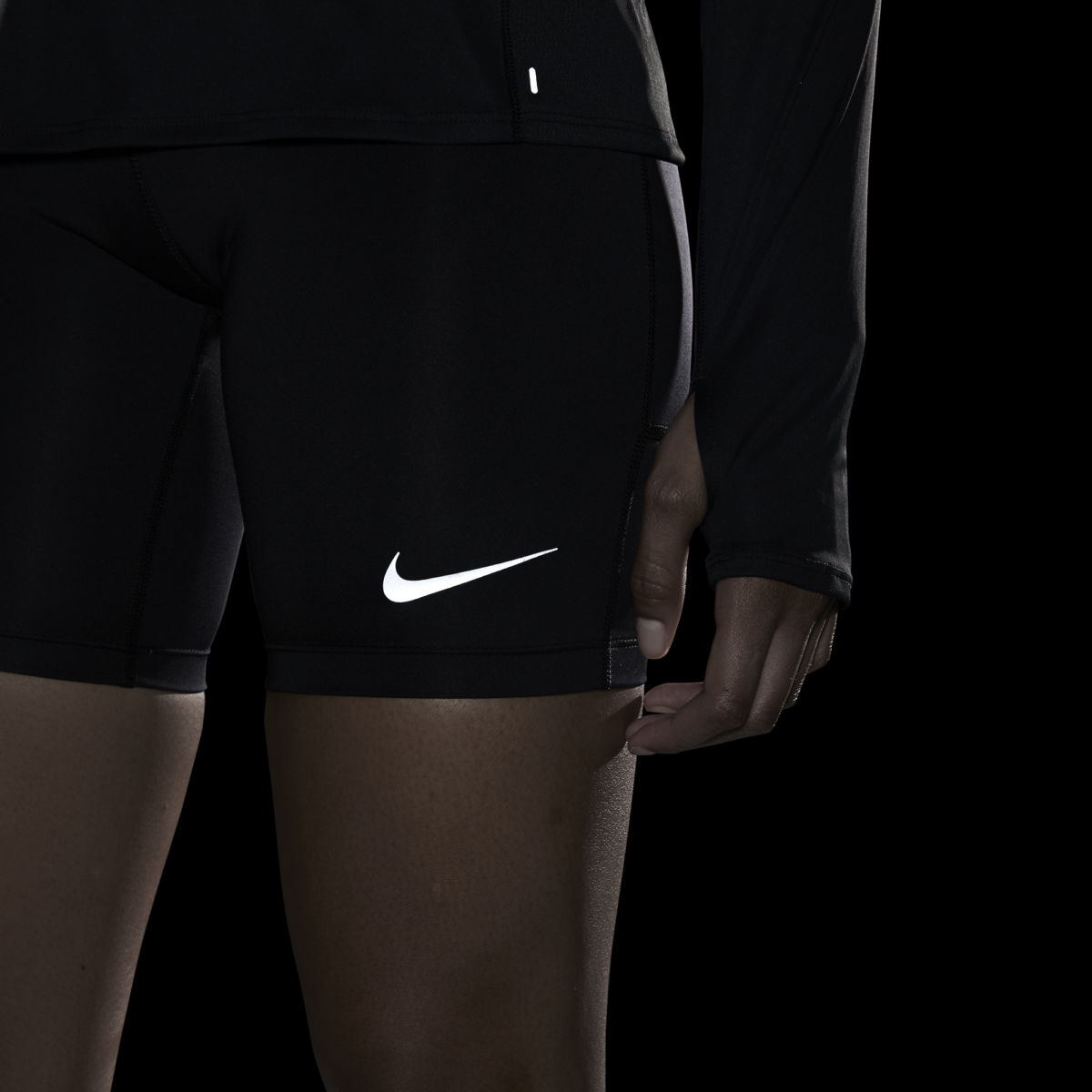 Women Nike Fast Short CJ2373-010